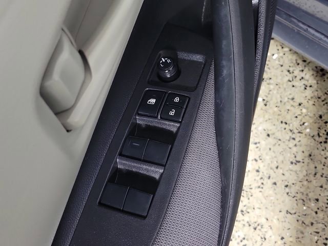 Used 2025 Toyota Corolla LE image 22