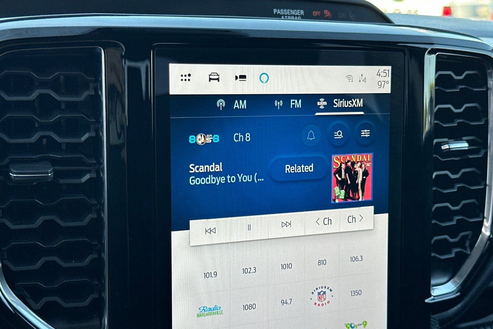 Used 2025 Ford Ranger XLT w/ Black Appearance Package image 17