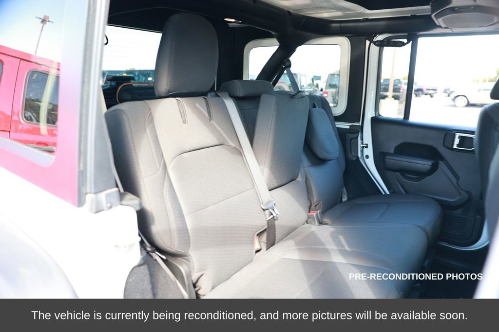 Used 2023 Jeep Wrangler Unlimited image 13