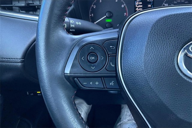 Used 2024 Toyota Corolla Cross AWD Hybrid w/ Moonroof Package image 18