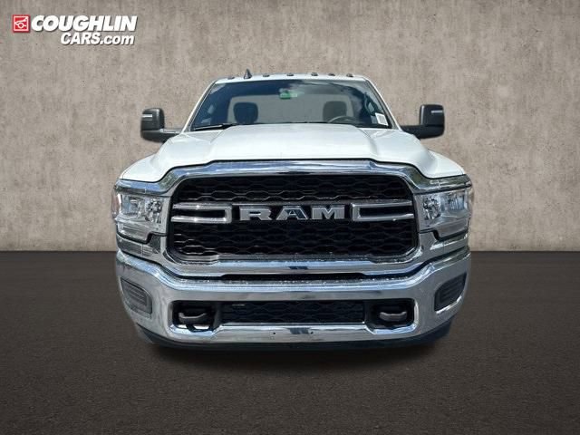 New 2024 RAM 3500 Tradesman video 2