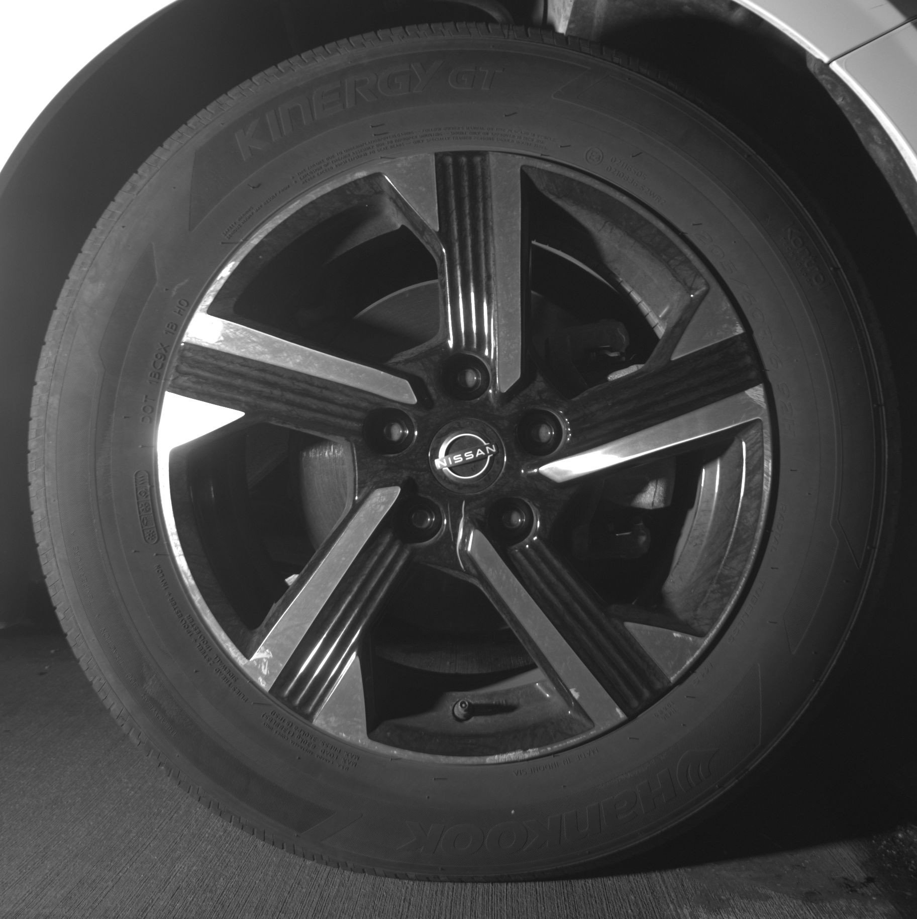 Used 2025 Nissan Sentra SV image 13