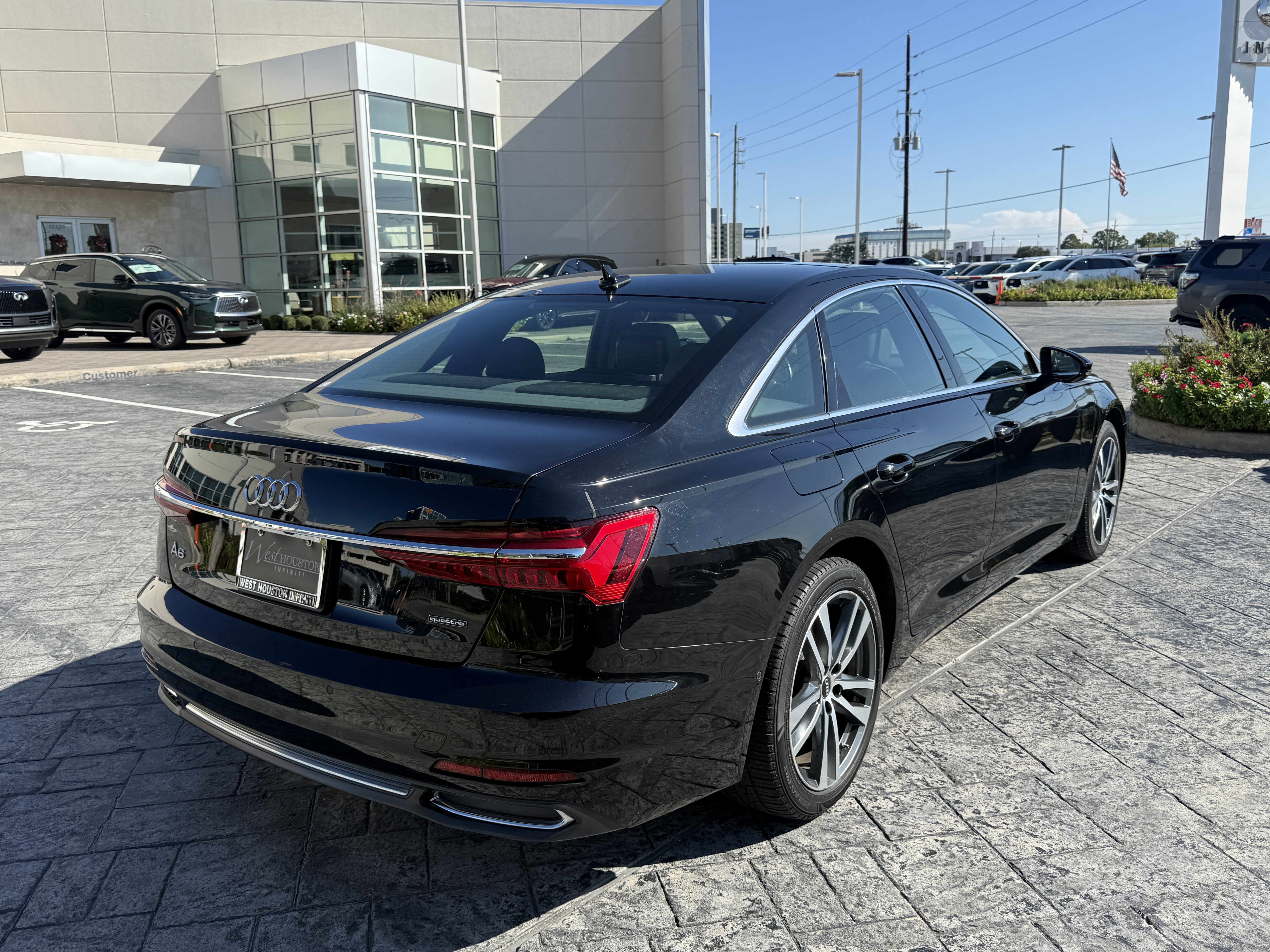 Used 2023 Audi A6 Premium image 7