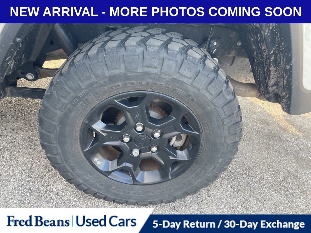 Used 2023 Jeep Gladiator Willys image 7