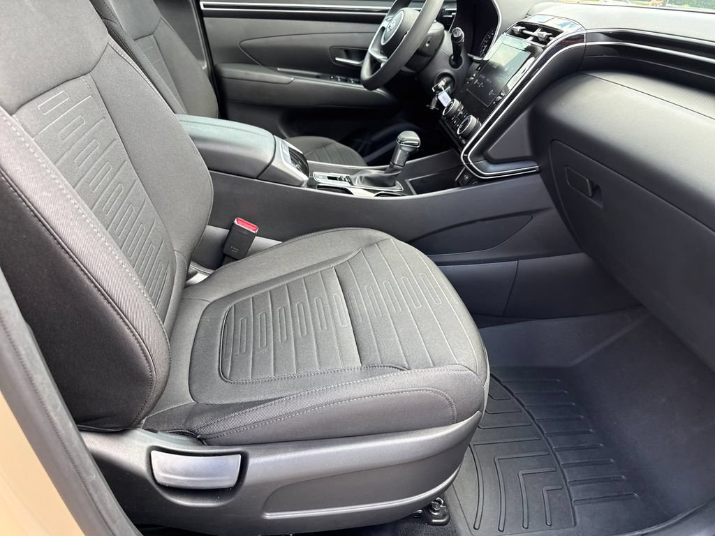 Used 2023 Hyundai Santa Cruz SE AWD/4WD image 13