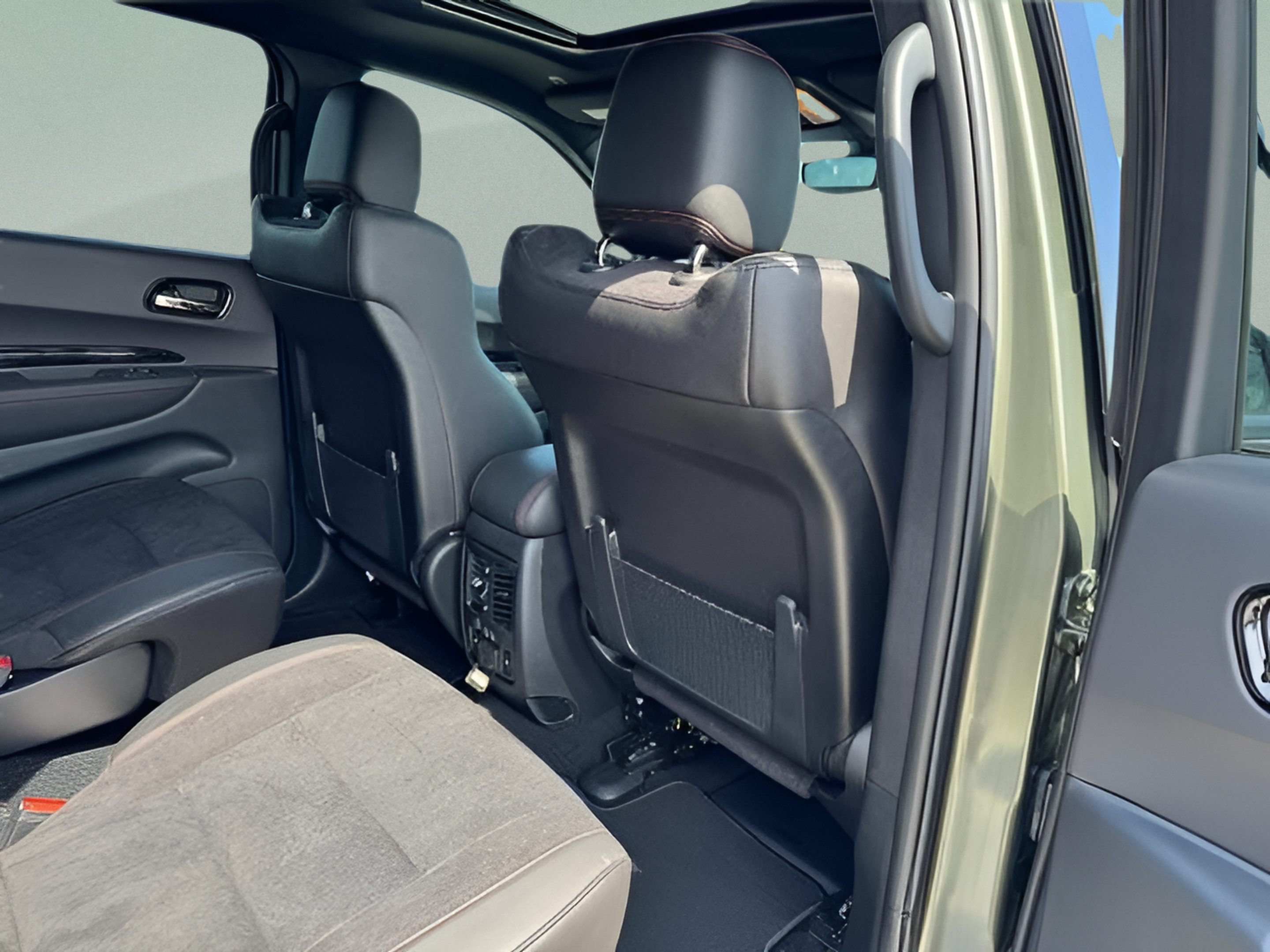 New 2026 Dodge Durango GT AWD/4WD image 11