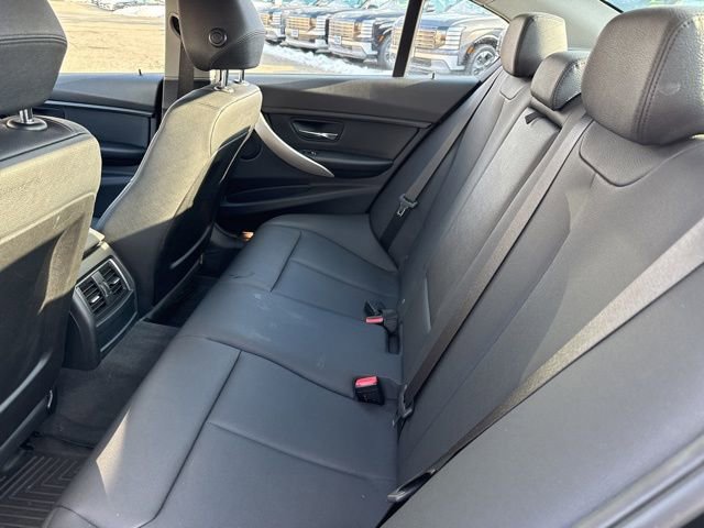 Used 2017 BMW 320i xDrive Sedan image 21