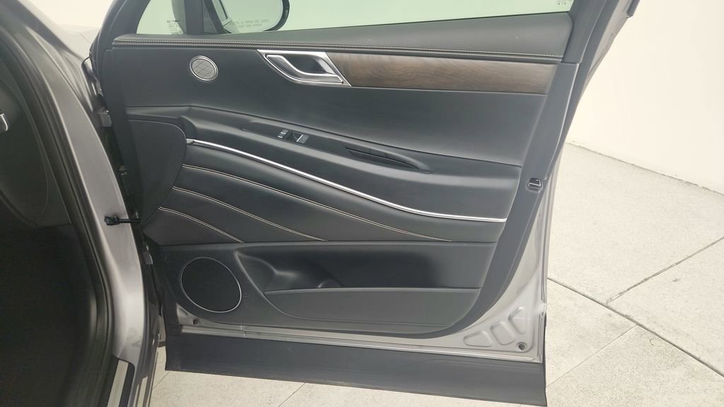 Used 2024 Genesis GV80 2.5T image 33