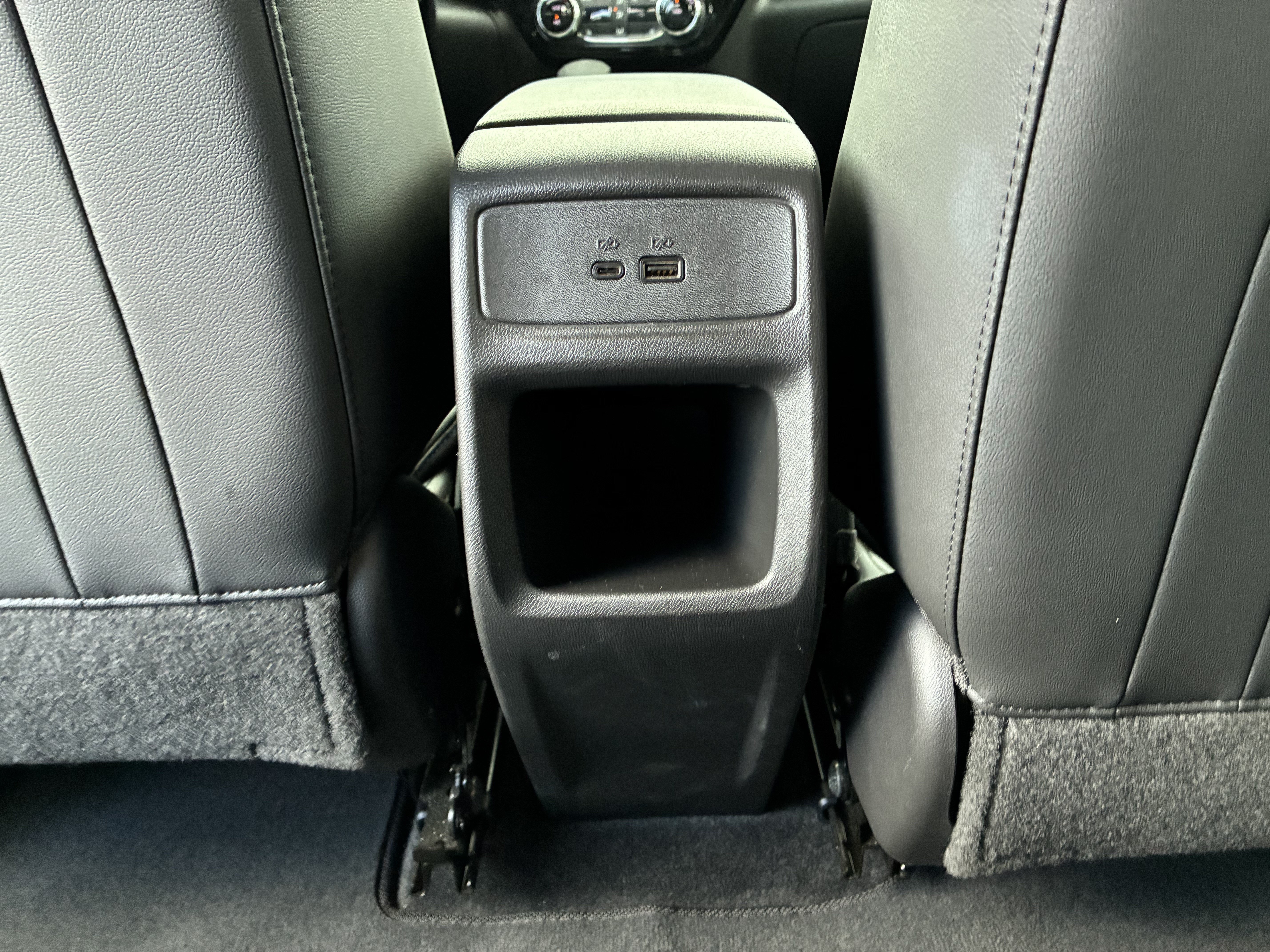 Used 2025 Chevrolet Trax LT w/ Driver Confidence Package FWD image 17