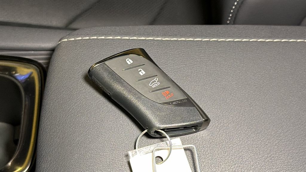 Used 2024 Lexus RX 500h F Sport w/ Convenience Package AWD/4WD image 30