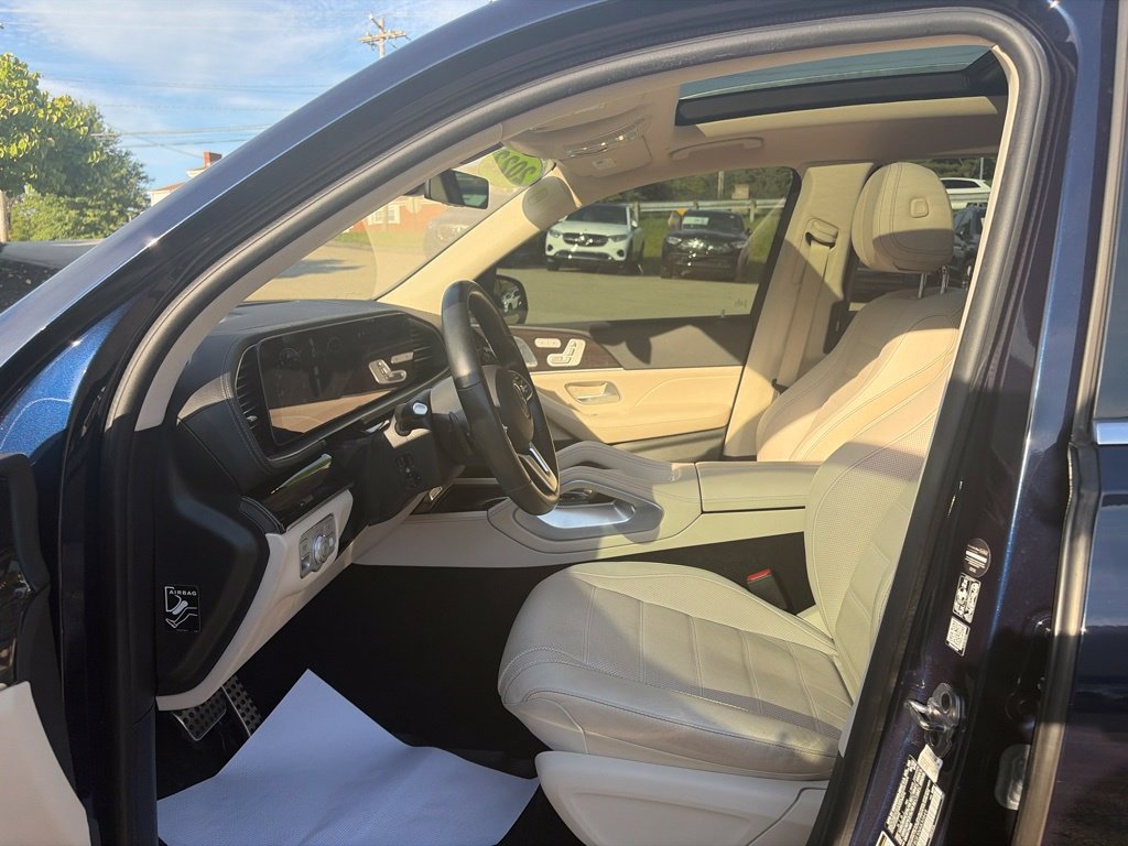 Certified 2022 Mercedes-Benz GLS 580 4MATIC image 10