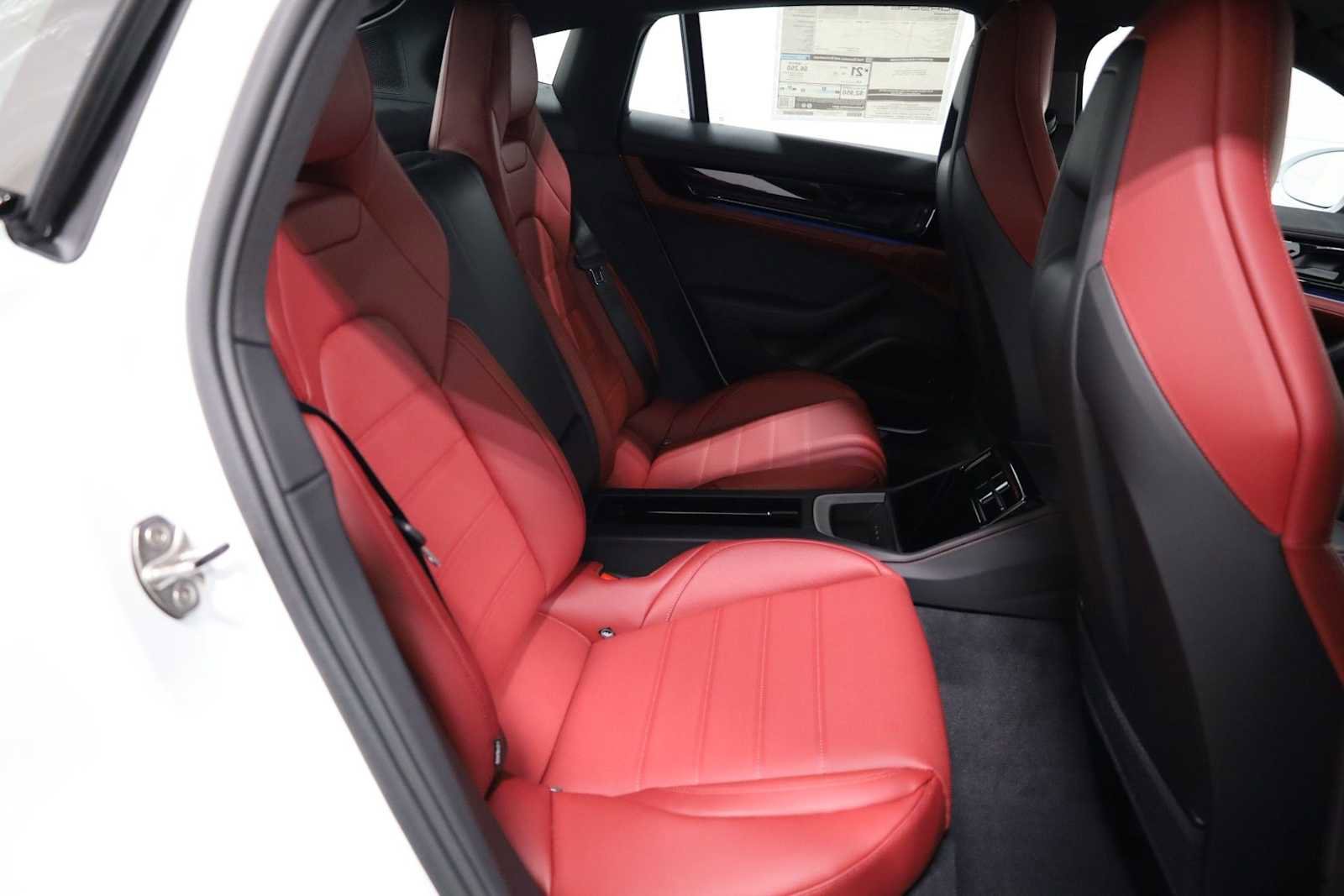 New 2026 Porsche Panamera 4 image 34