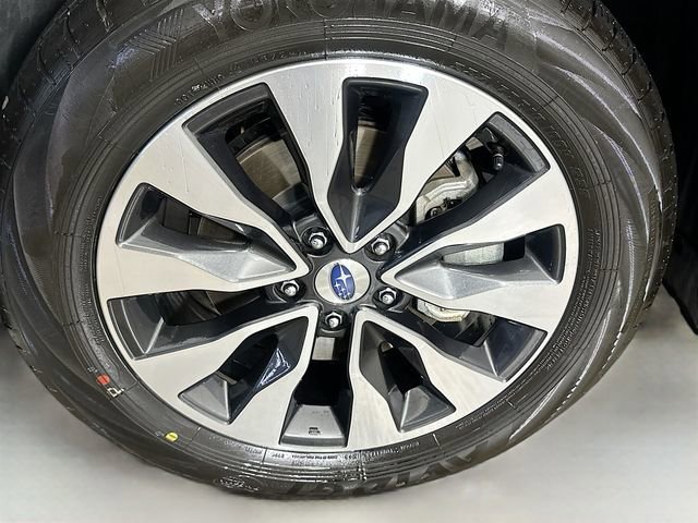 Used 2025 Subaru Outback Touring XT w/ Popular Package #2 image 15