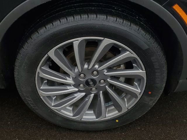 Used 2023 Lincoln Corsair Reserve w/ Equipment Group 201A image 5