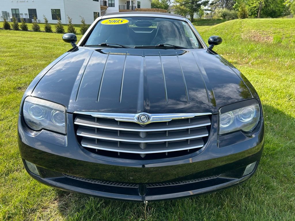 Used 2005 Chrysler Crossfire Limited RWD image 6