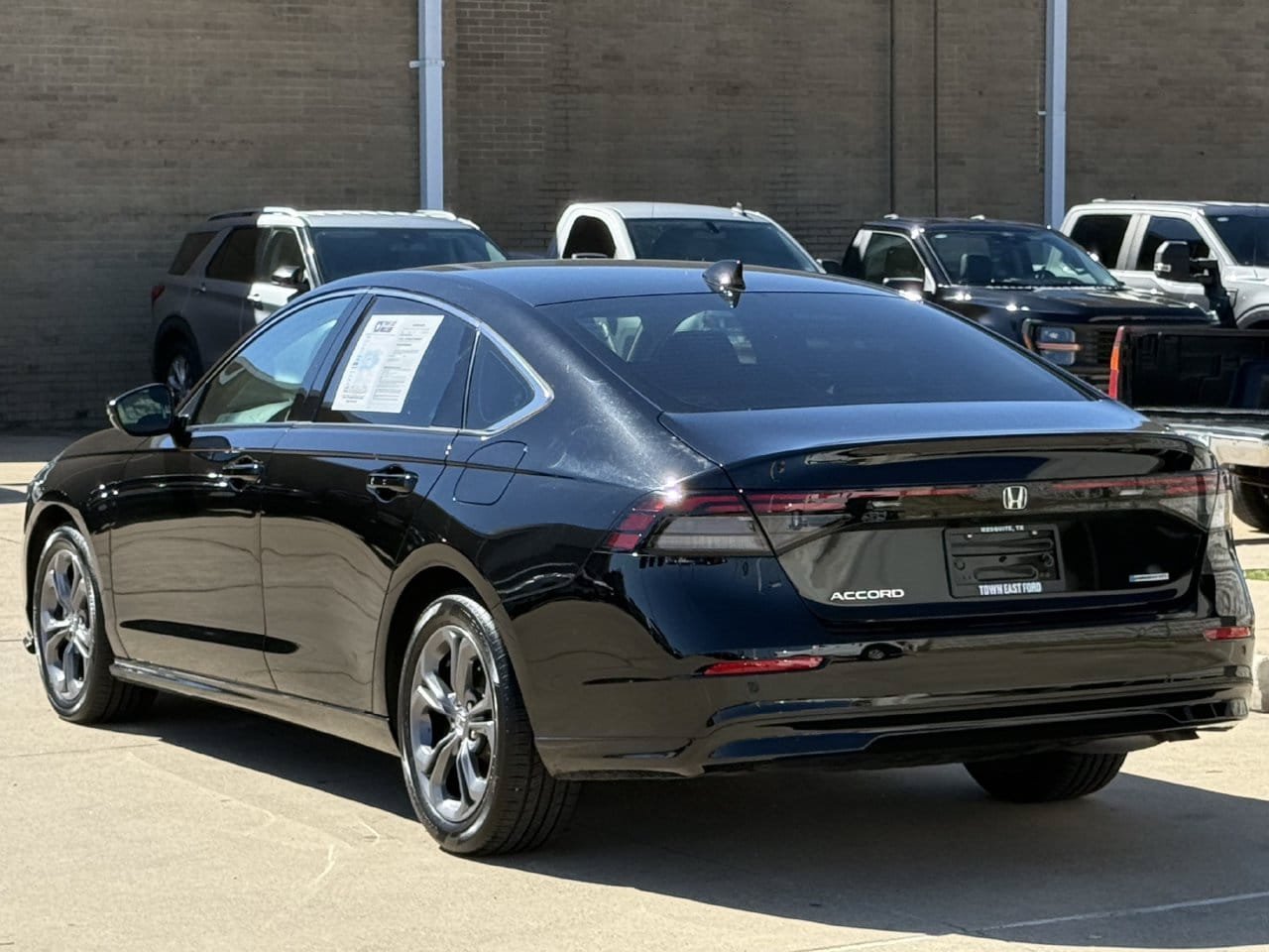 Used 2025 Honda Accord EX-L image 5