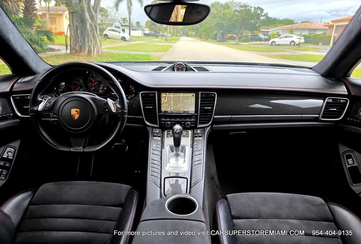 Used 2016 Porsche Panamera GTS image 8