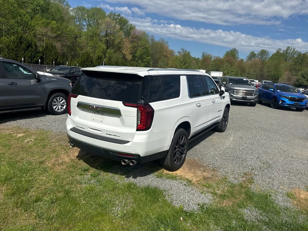 Used 2024 GMC Yukon XL Denali image 7