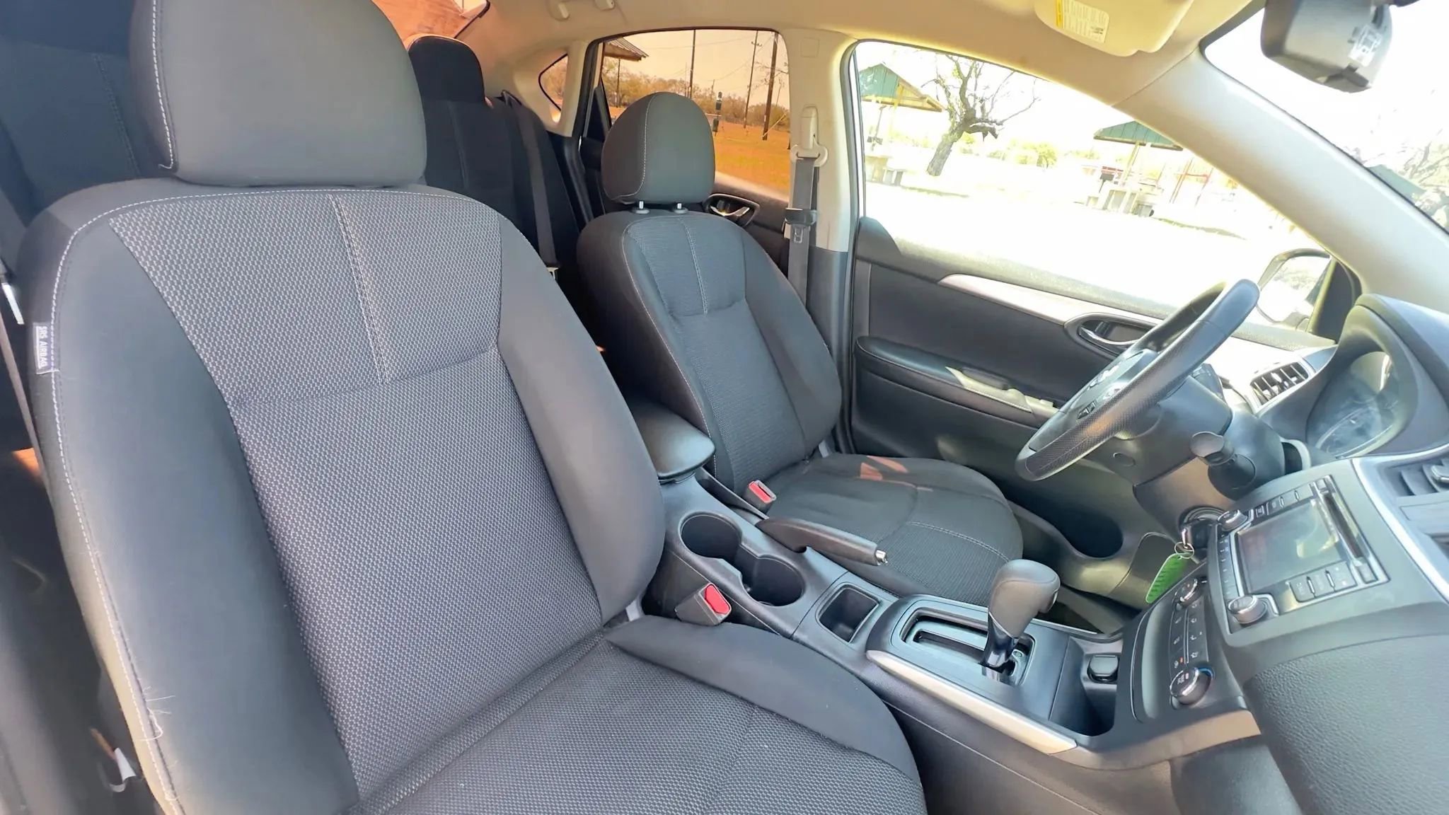 Used 2018 Nissan Sentra S image 26