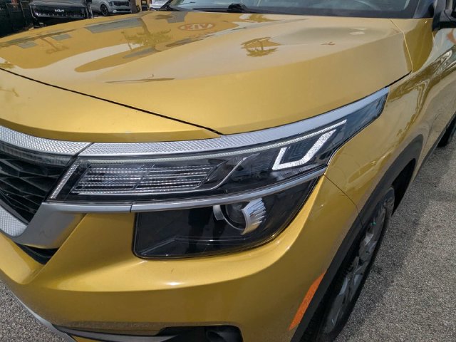 Certified 2023 Kia Seltos S FWD image 10
