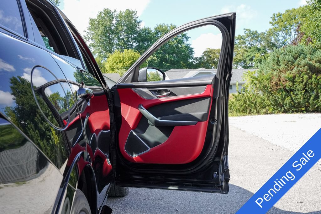 Used 2022 Jaguar F-PACE SVR AWD/4WD image 35