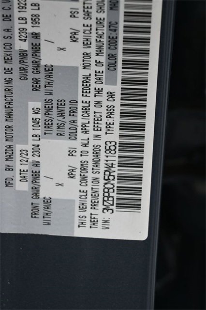 Used 2024 MAZDA MAZDA3 s image 29