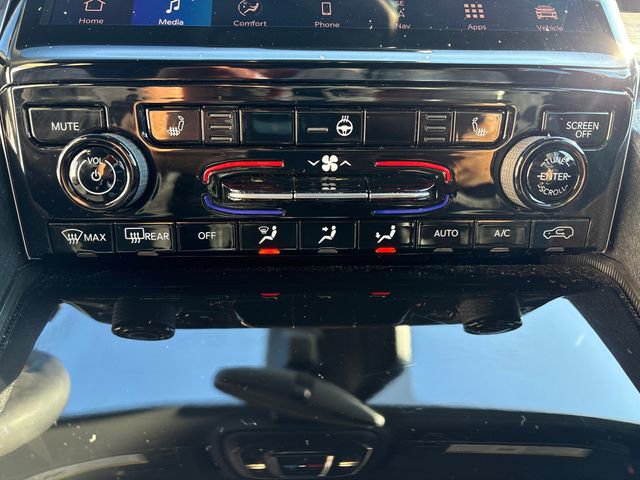 Used 2024 Jeep Grand Cherokee Limited AWD/4WD image 34