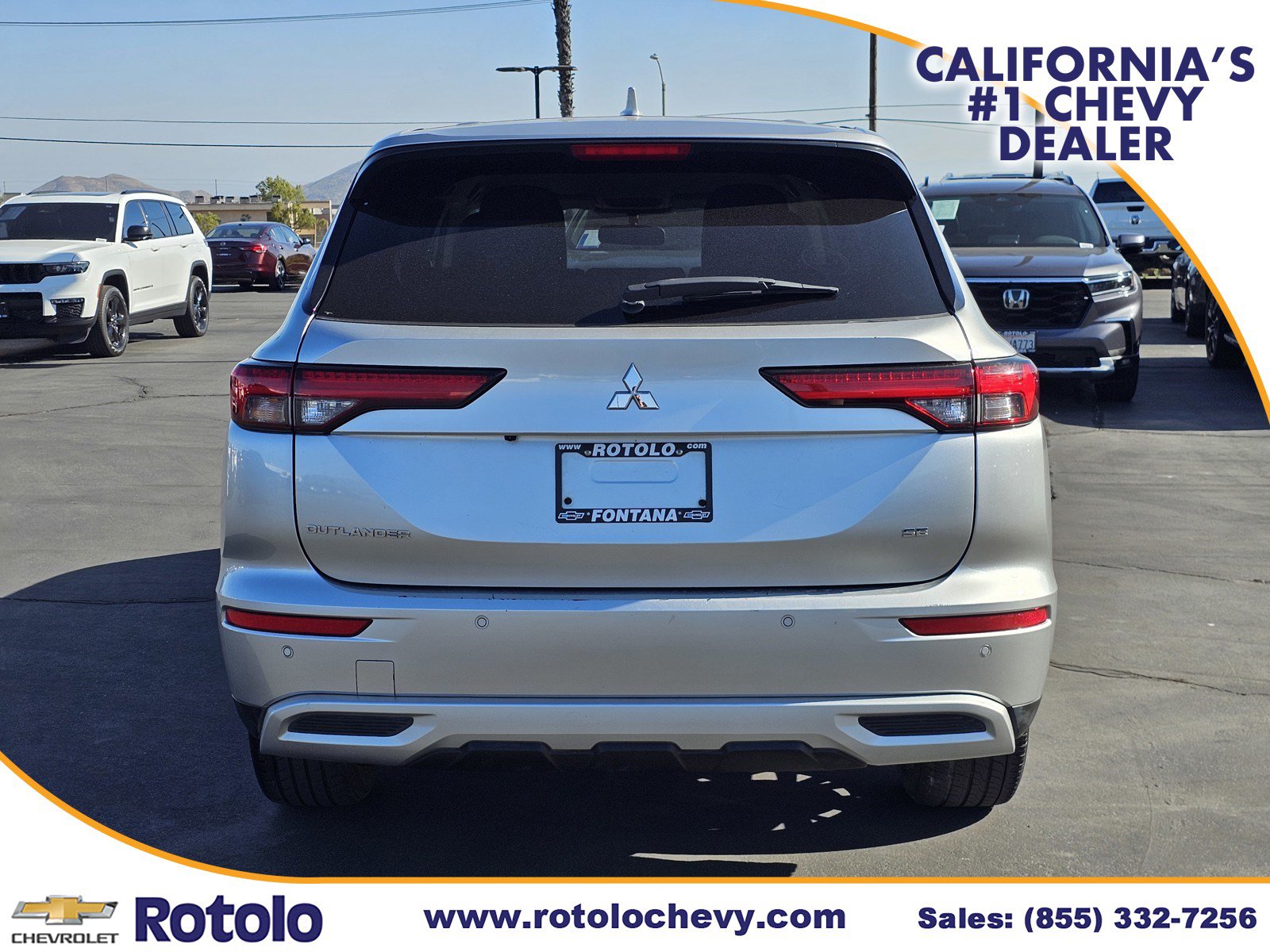 Used 2024 Mitsubishi Outlander SE Black Edition AWD/4WD image 6