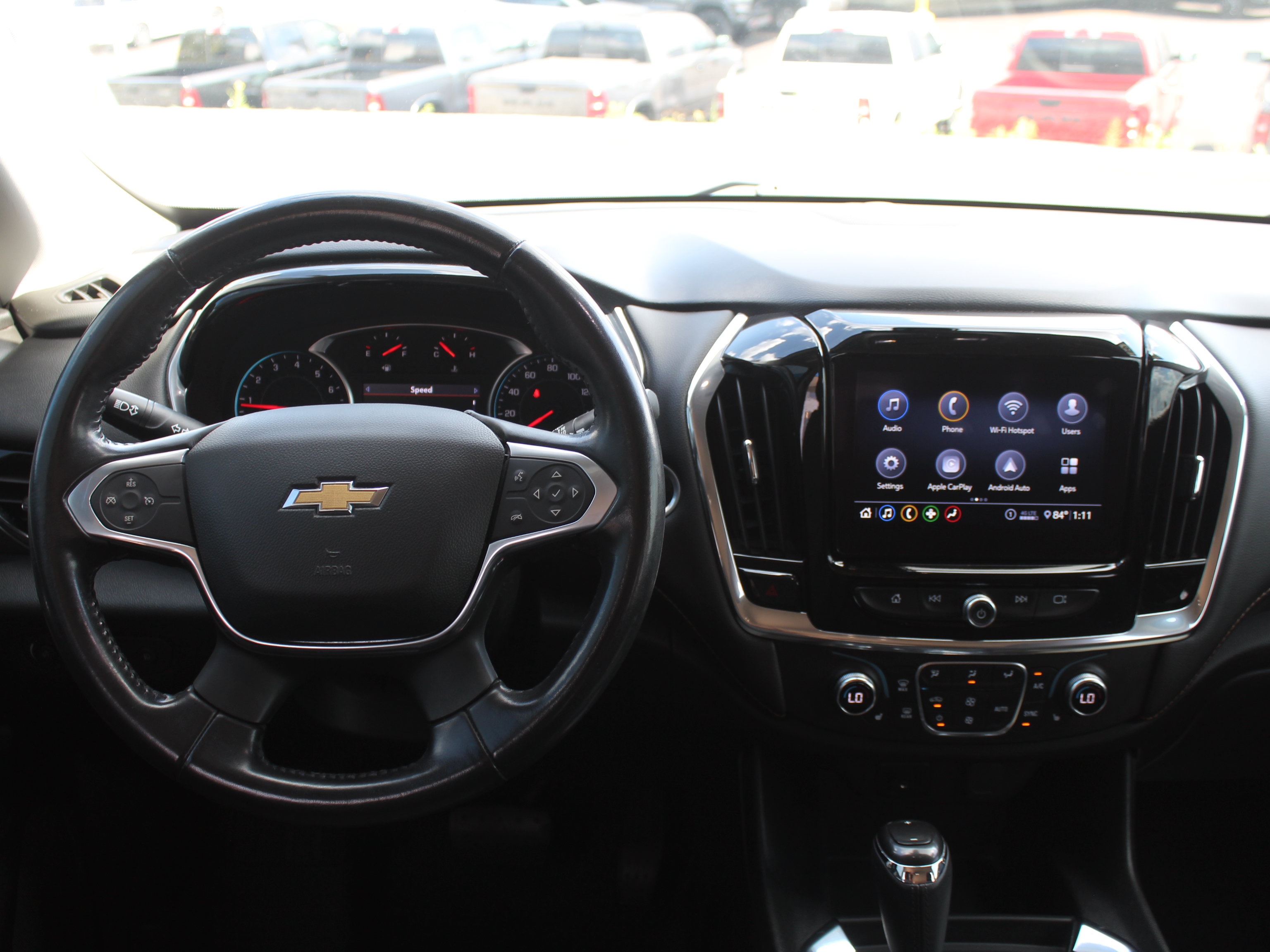 Used 2020 Chevrolet Traverse LT FWD image 14