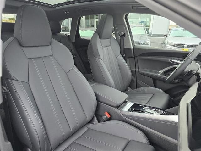 Used 2025 Audi Q5 Premium Plus w/ Premium Plus image 17