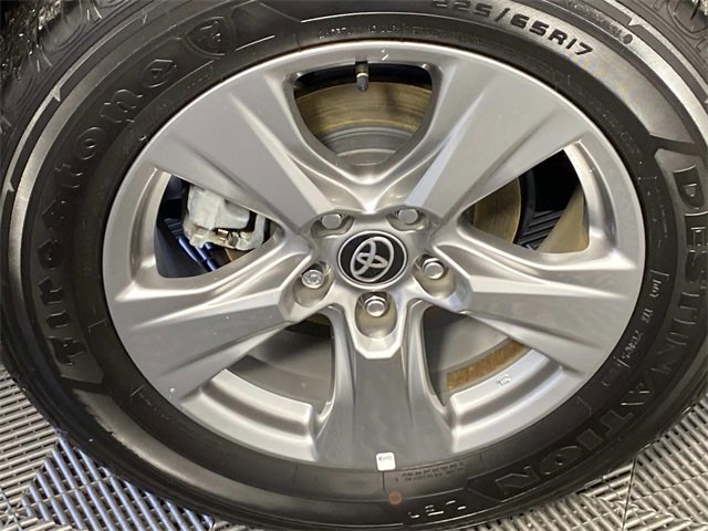 Used 2024 Toyota RAV4 XLE image 30