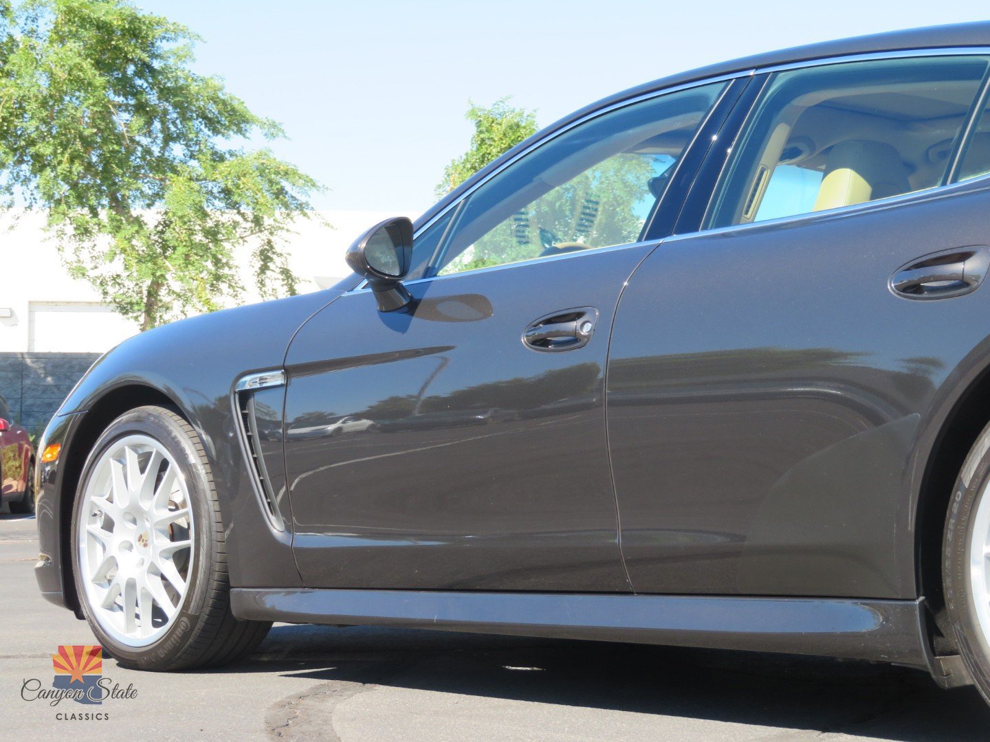 Used 2010 Porsche Panamera S RWD image 22