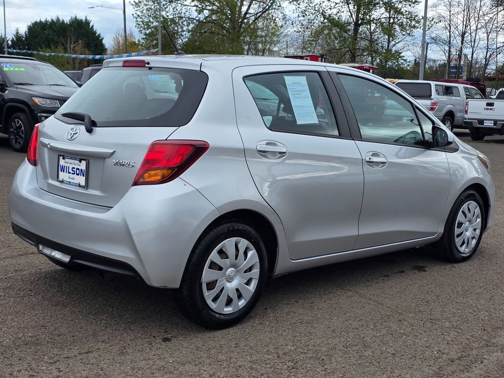 Used 2016 Toyota Yaris L image 24
