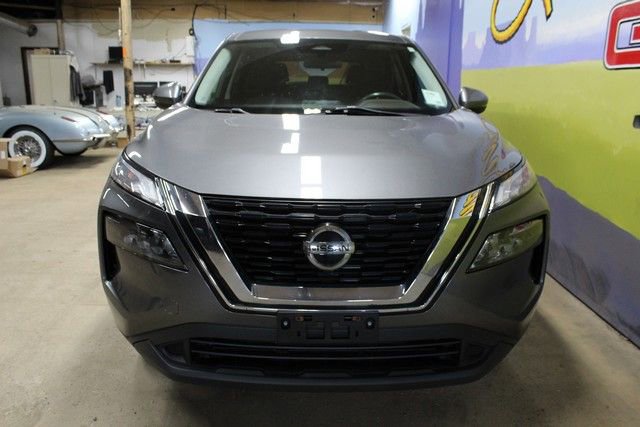 Used 2021 Nissan Rogue S FWD image 2