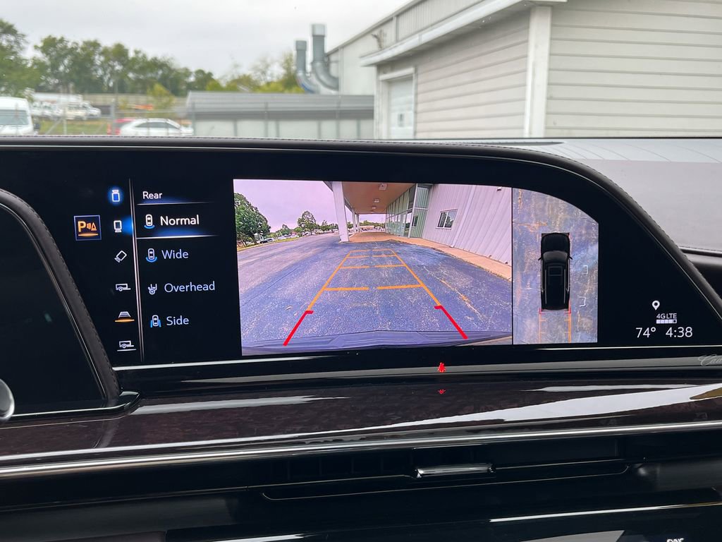 Used 2021 Cadillac Escalade ESV Sport Platinum w/ LPO, ONYX Package image 22