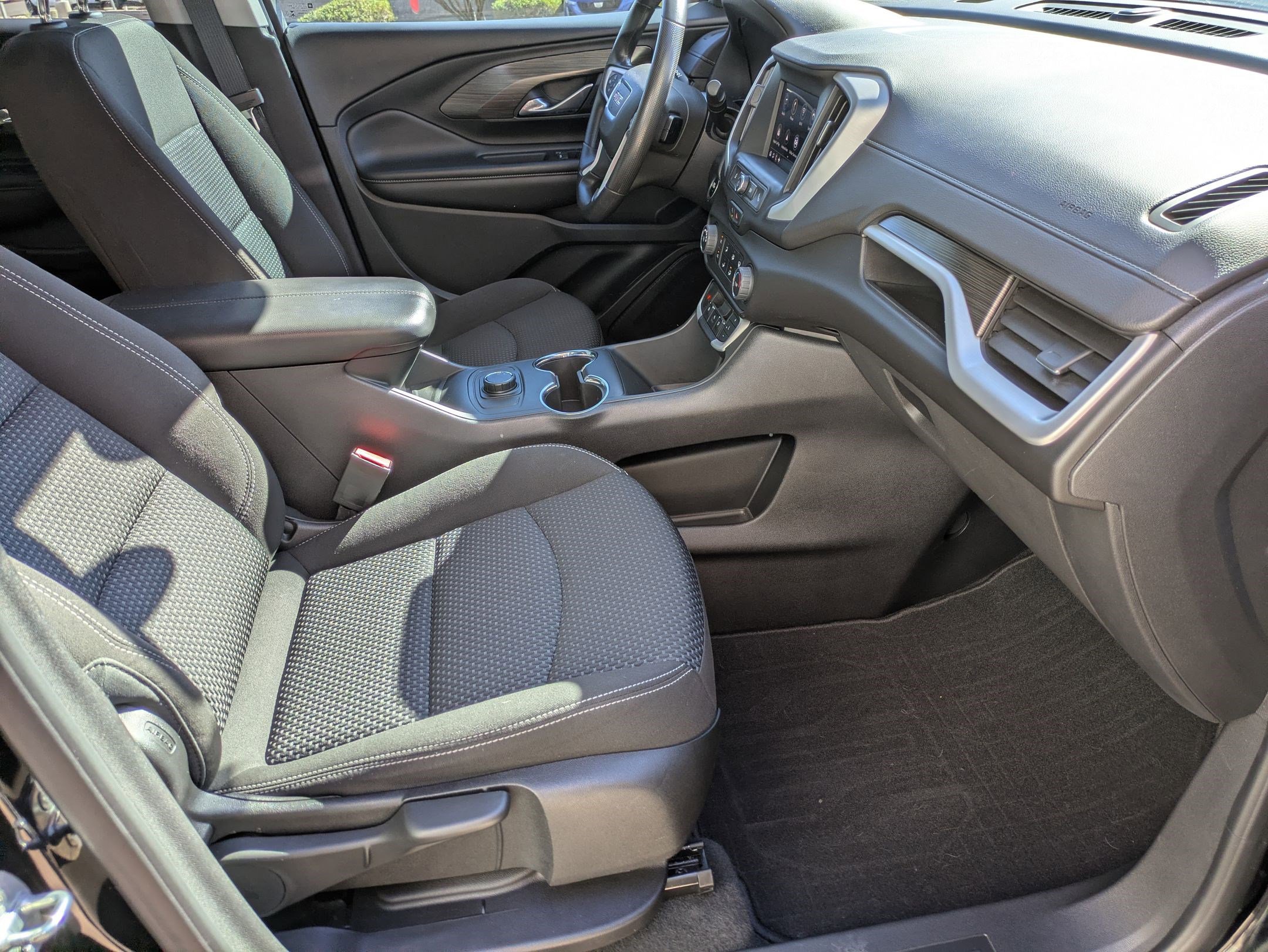 Certified 2023 GMC Terrain SLE w/ Elevation Edition image 18