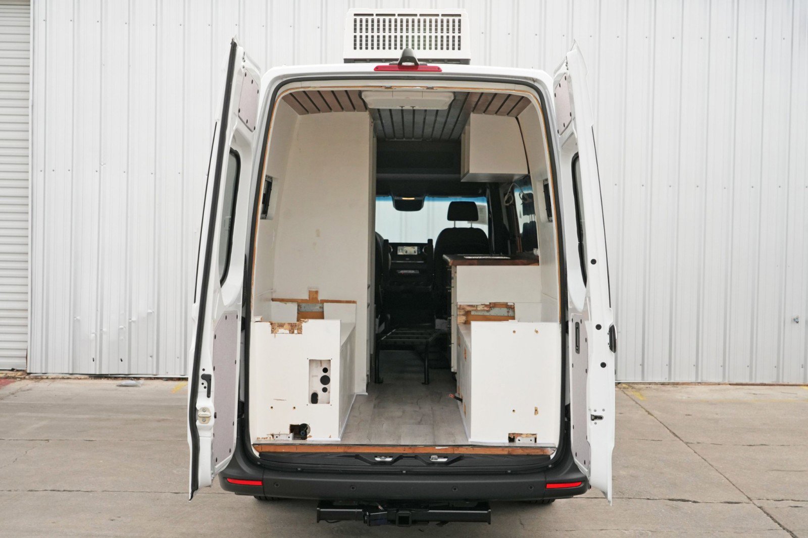 Used 2021 Mercedes-Benz Sprinter 2500 w/ Premium Plus Package image 10