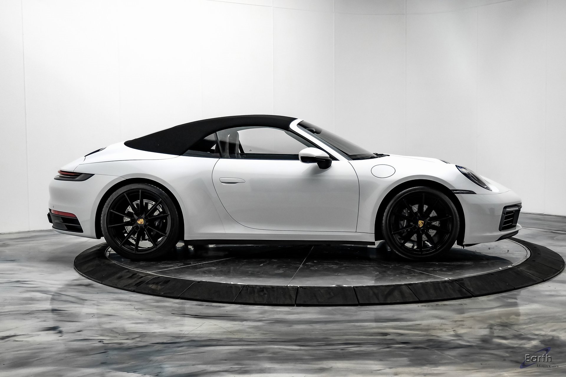Used 2021 Porsche 911 Carrera 4 image 21