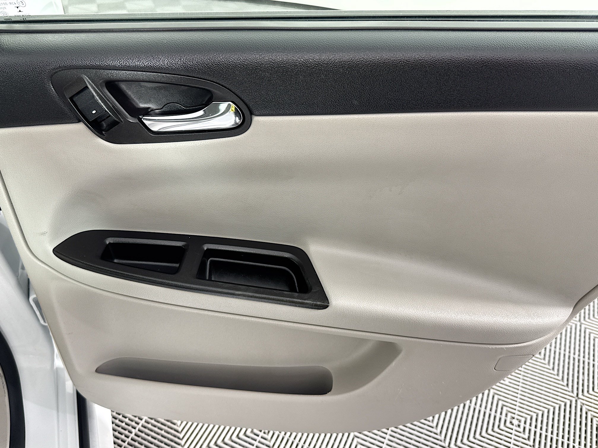Used 2016 Chevrolet Impala Limited LS FWD image 24