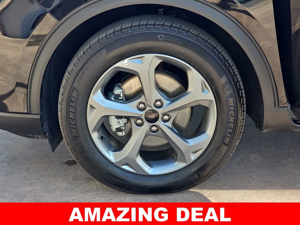 Used 2025 Ford Escape ST-Line image 35