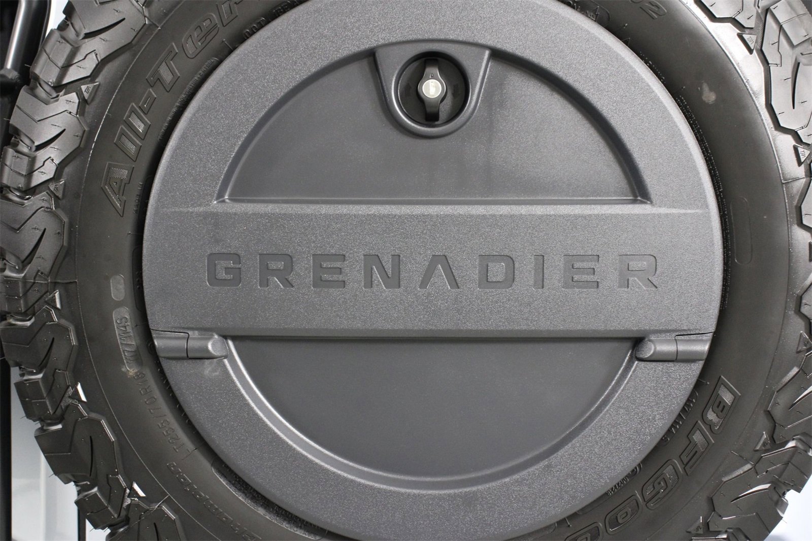 Used 2024 INEOS Grenadier Fieldmaster Edition image 19