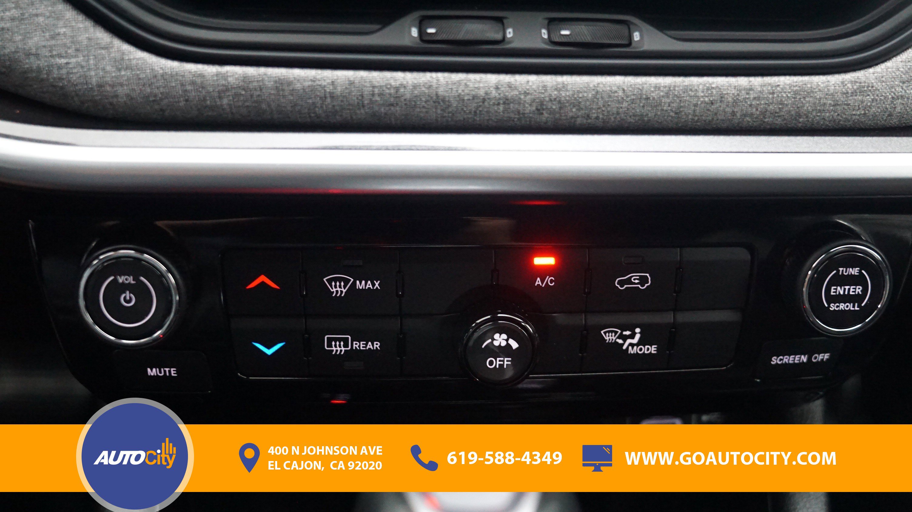 Used 2024 Jeep Compass Latitude image 22