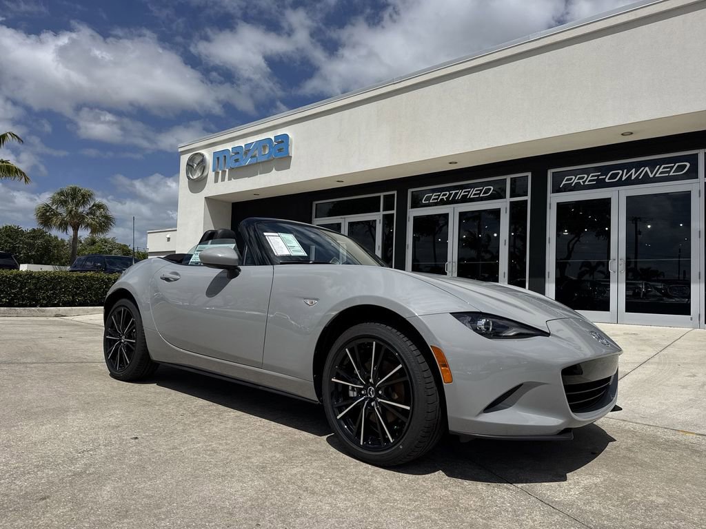 New 2026 MAZDA MX-5 Miata Grand Touring RWD image 22