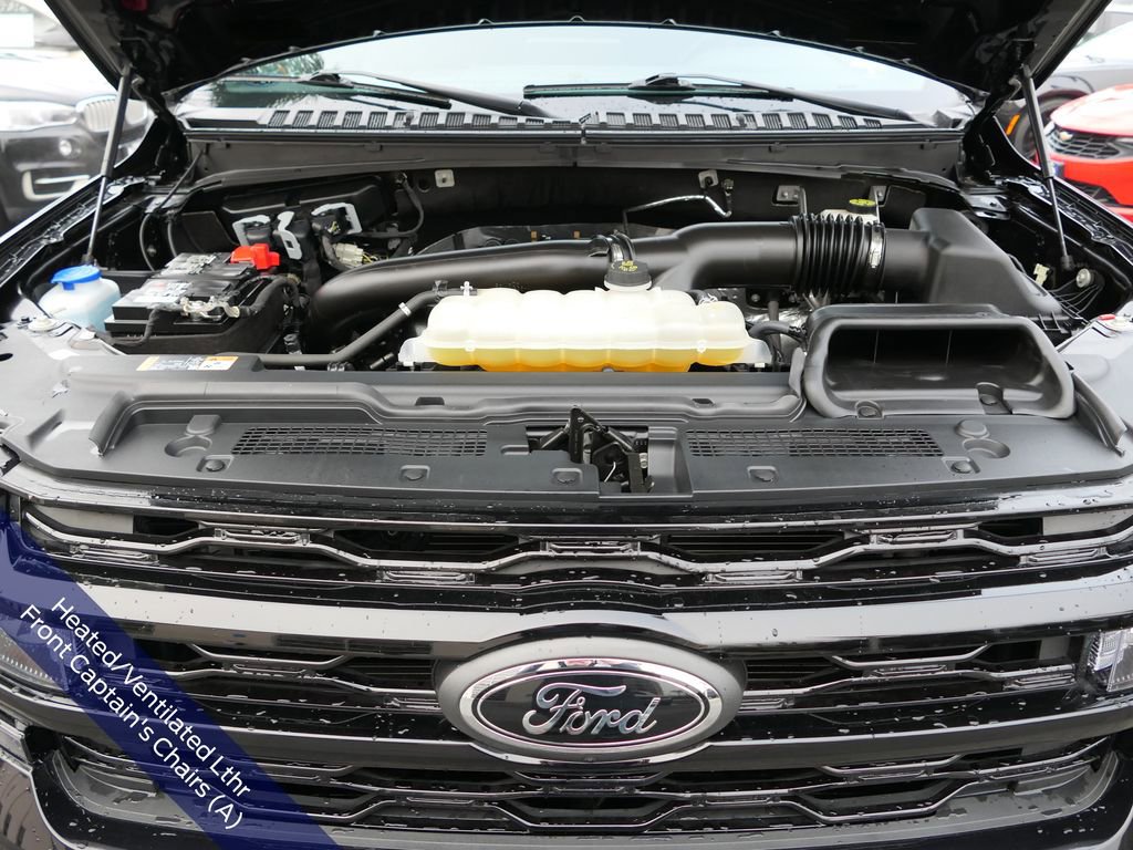 Used 2023 Ford Expedition Limited image 28