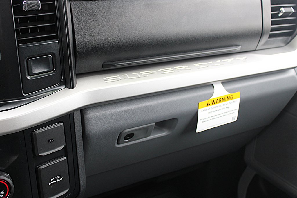Used 2024 Ford F350 XLT AWD/4WD image 22