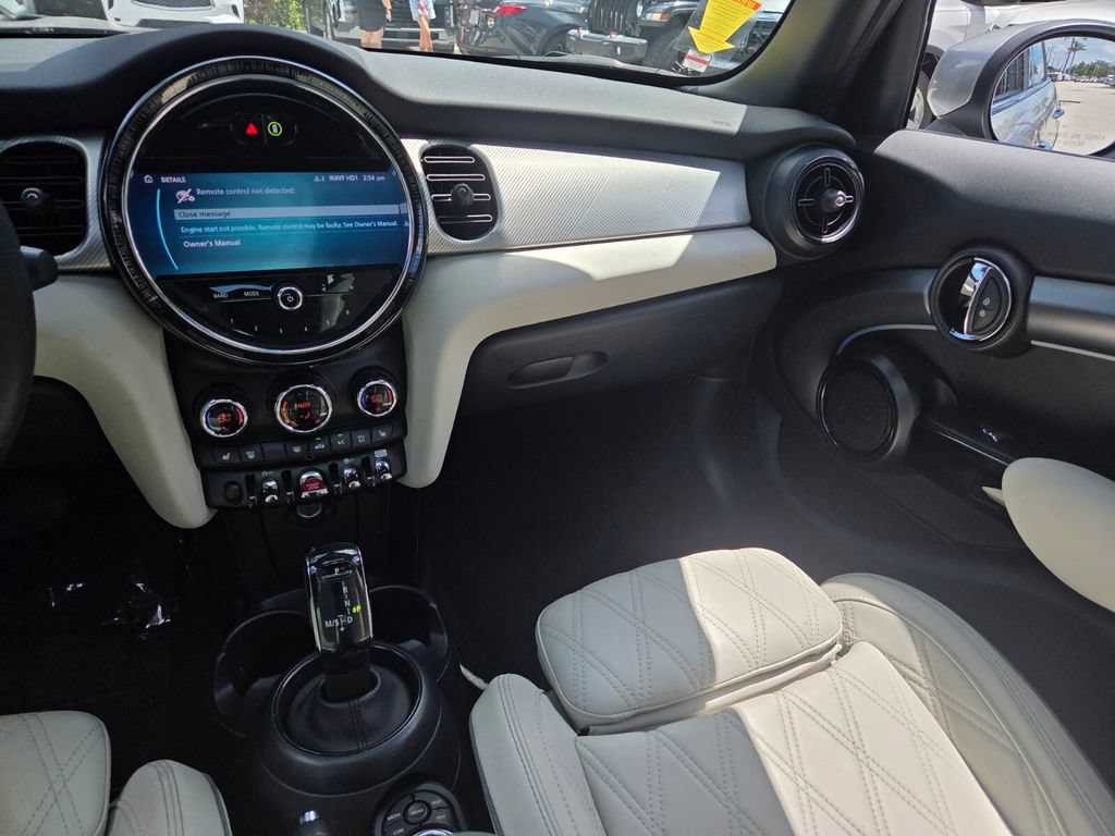 Used 2024 MINI Cooper S w/ Signature Upholstery Package FWD image 14