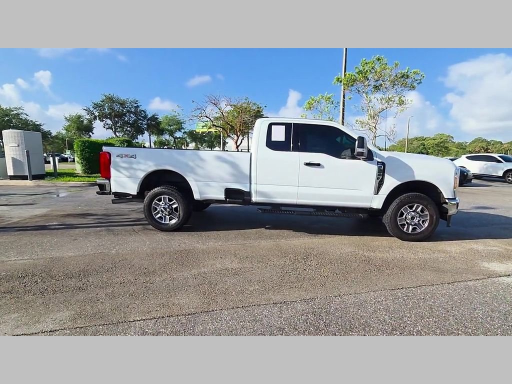 Used 2025 Ford F350 XLT image 36