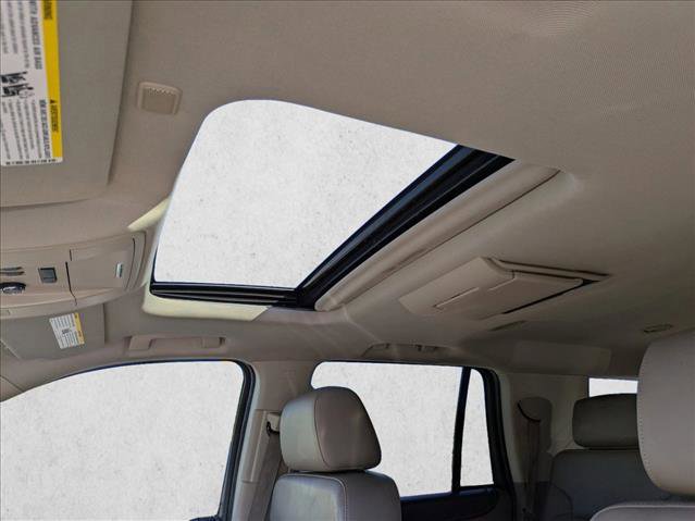Used 2016 GMC Yukon SLT w/ Open Road Package image 16