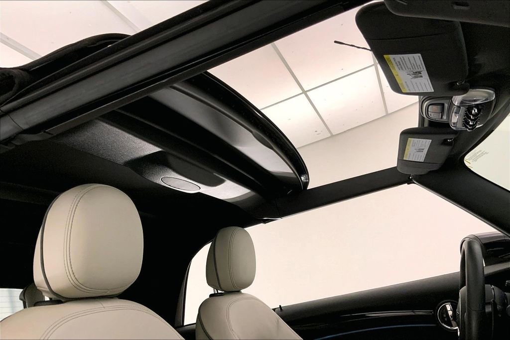 Certified 2023 MINI Cooper S image 26