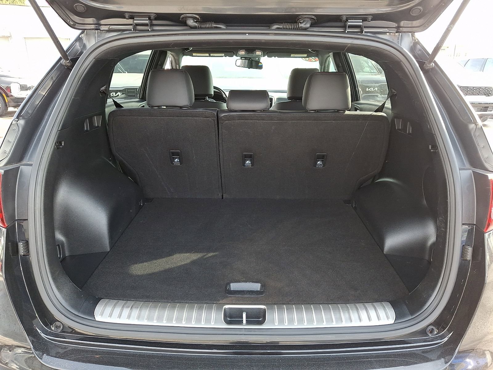 Used 2020 Kia Sportage S image 28